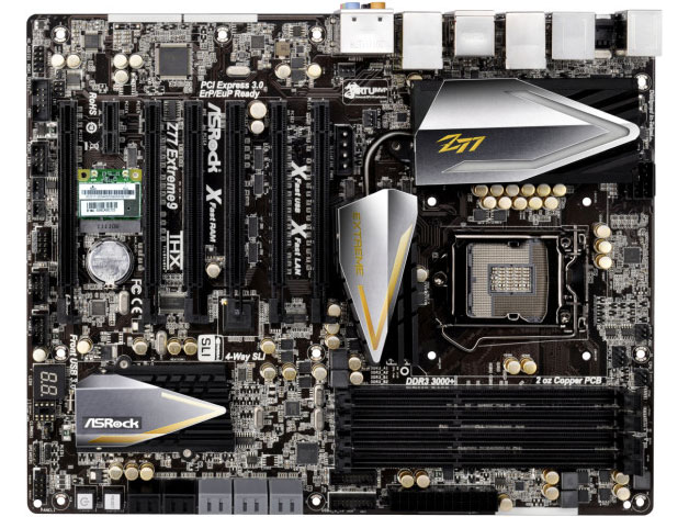 Z77 Extreme9 �̐��i�摜