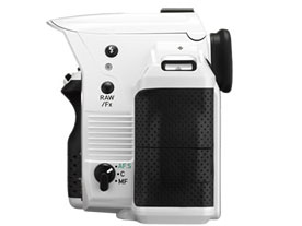 PENTAX K-30 �{�f�B [�N���X�^���z���C�g]