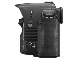 PENTAX K-30 �{�f�B [�u���b�N]