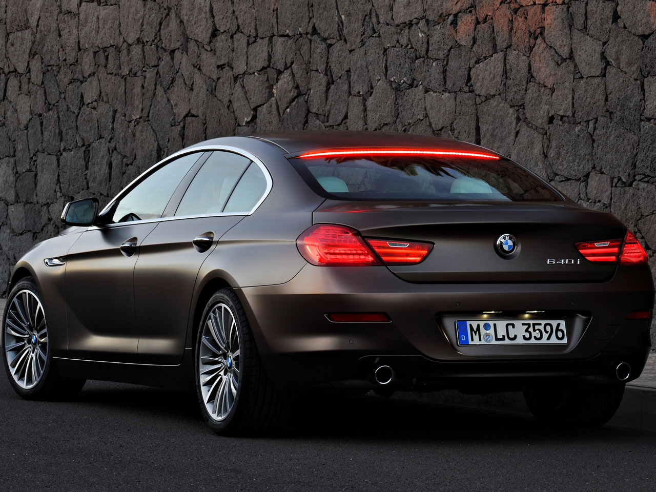 BMW 6シリーズ グラン クーペ 2012年モデル 650i Gran Coupe (左ハンドル)の価格・性能・装備・オプション（2019年1月1日発売）  価格.com