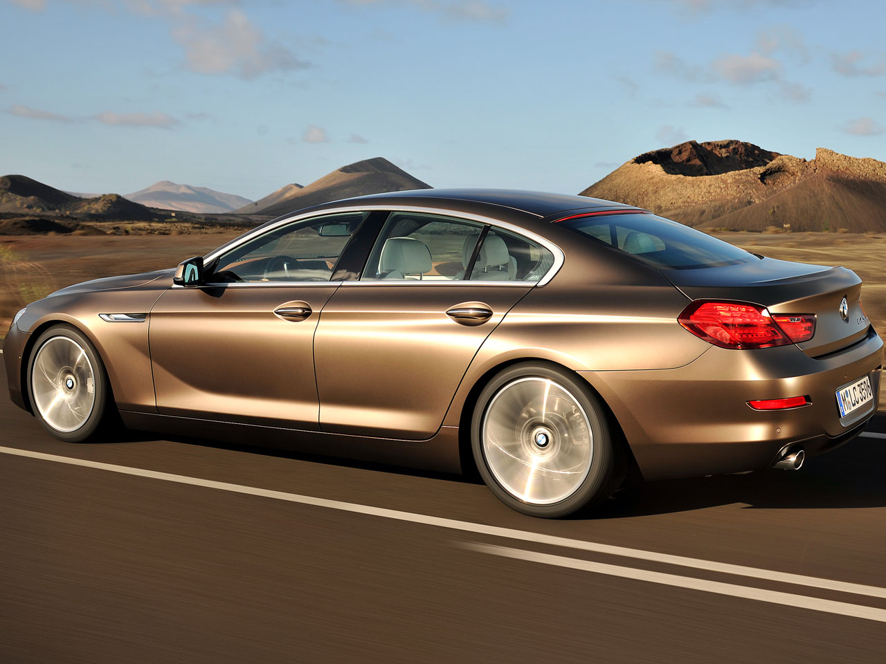 BMW 6シリーズ グラン クーペ 2012年モデル 650i Gran Coupe (左ハンドル)の価格・性能・装備・オプション（2019年1月1日発売）  価格.com