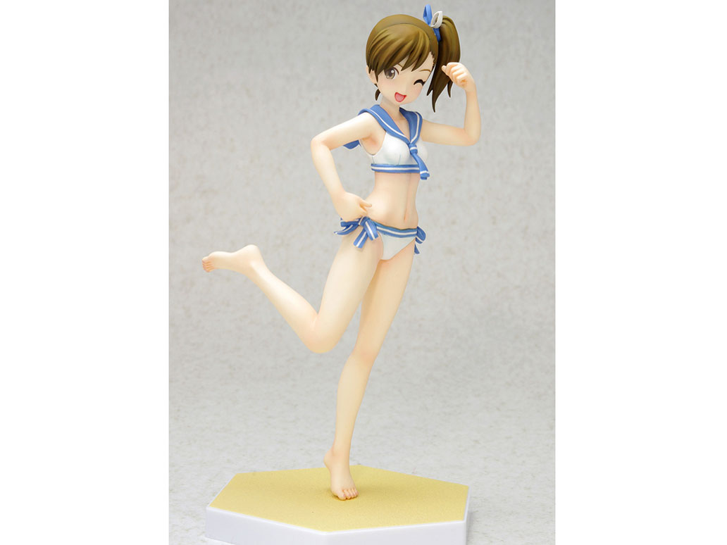 �r�[�`�N�C�[���Y �A�C�h���}�X�^�[ �o�C�^�� �̐��i�摜