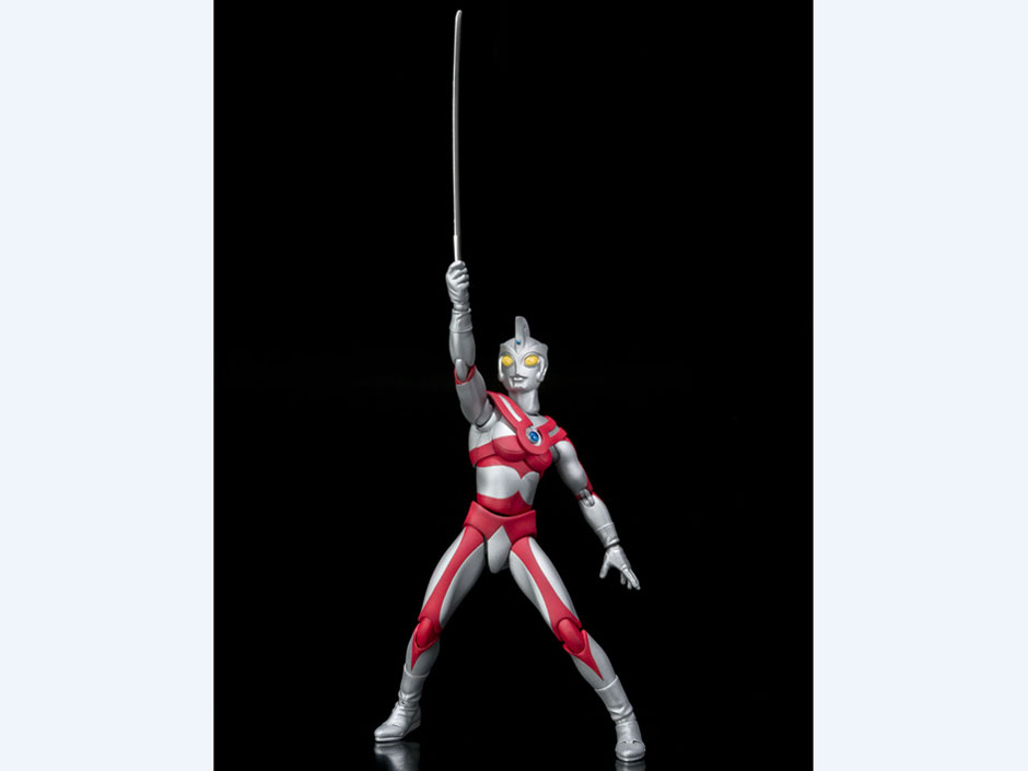 ULTRA-ACT �E���g���}���G�[�X