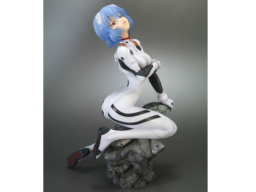 figma 綾波レイ プラグスーツVer.「ヱヴァンゲリヲン新劇場版：破」 Amazon.co.jp: figma ヱヴァンゲリヲン新劇場版:破 綾波レイ