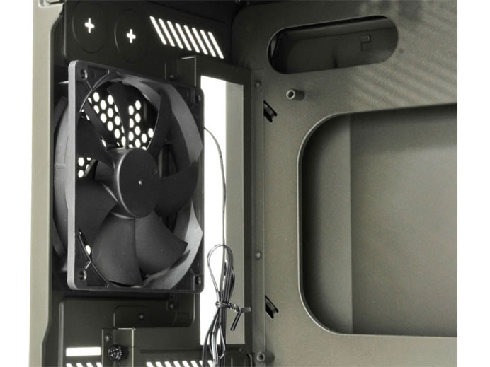 Vengeance C70 CC-9011018-WW [Military Green]