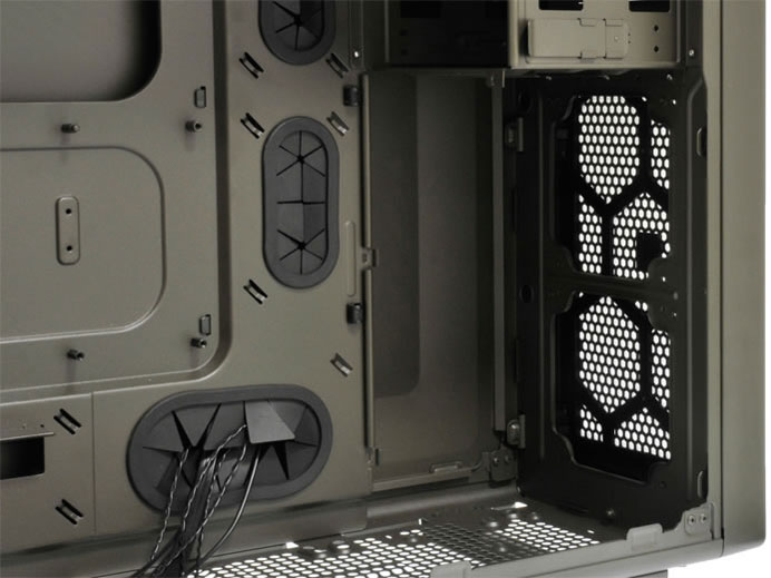 Vengeance C70 CC-9011018-WW [Military Green]