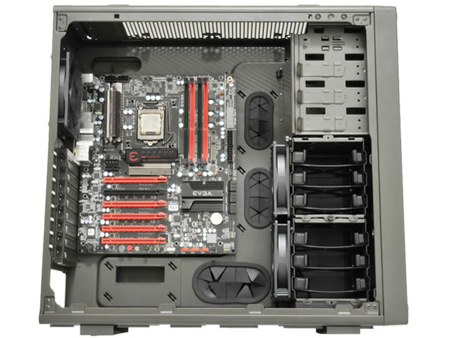 Vengeance C70 CC-9011018-WW [Military Green]