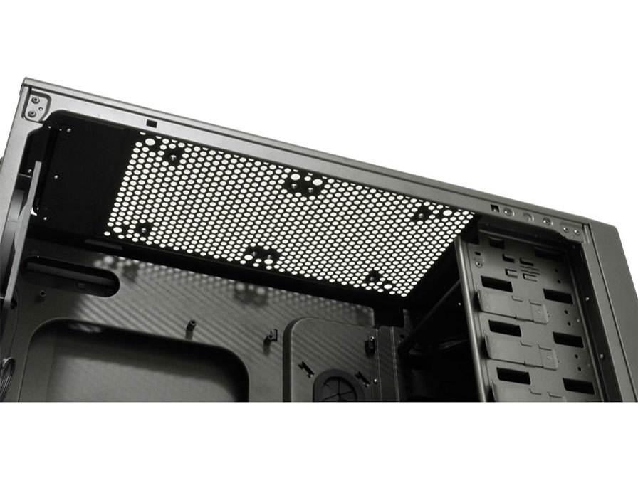 Vengeance C70 CC-9011018-WW [Military Green]