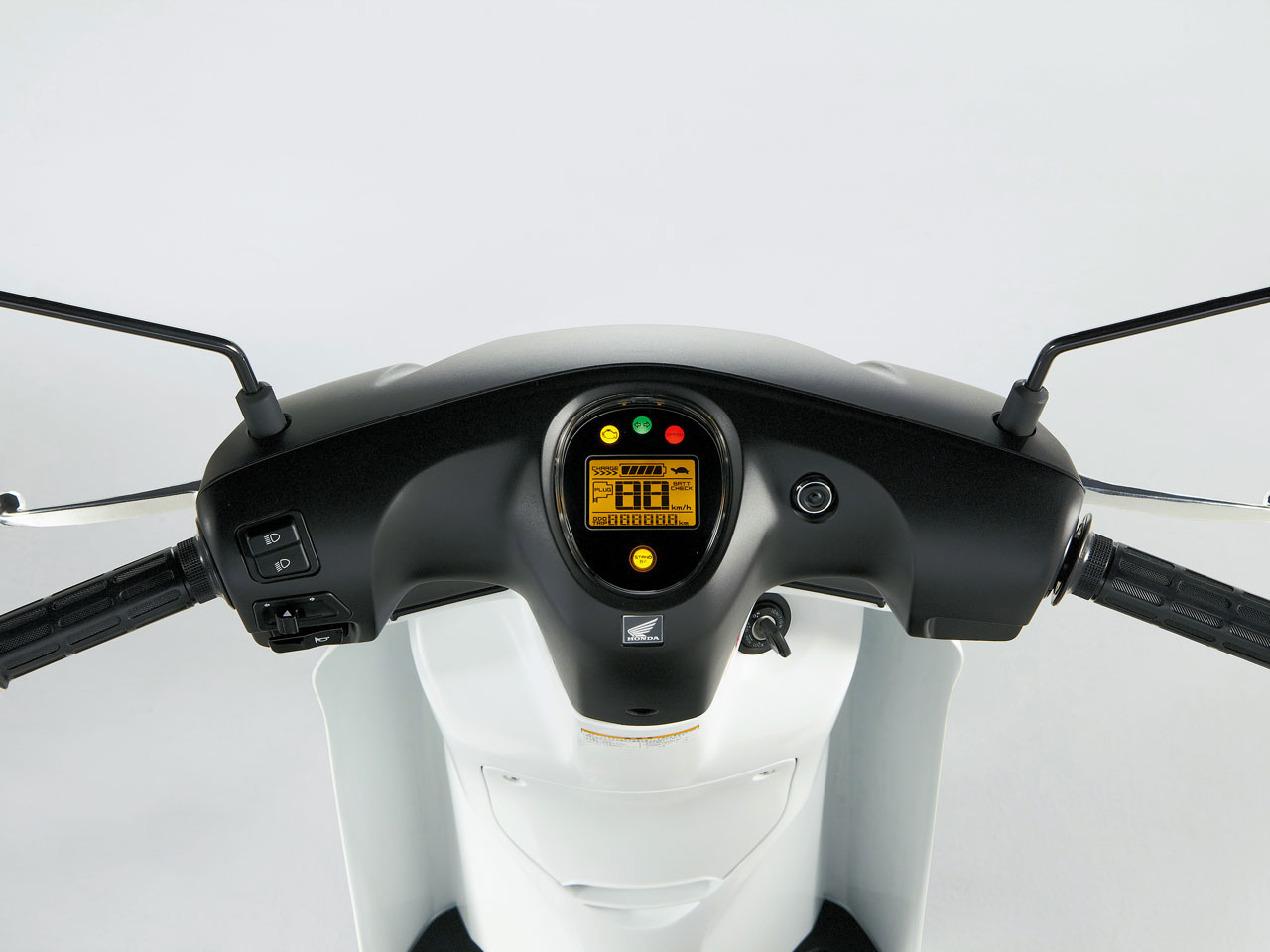 �w���[�^�[1�x EV-neo �̐��i�摜