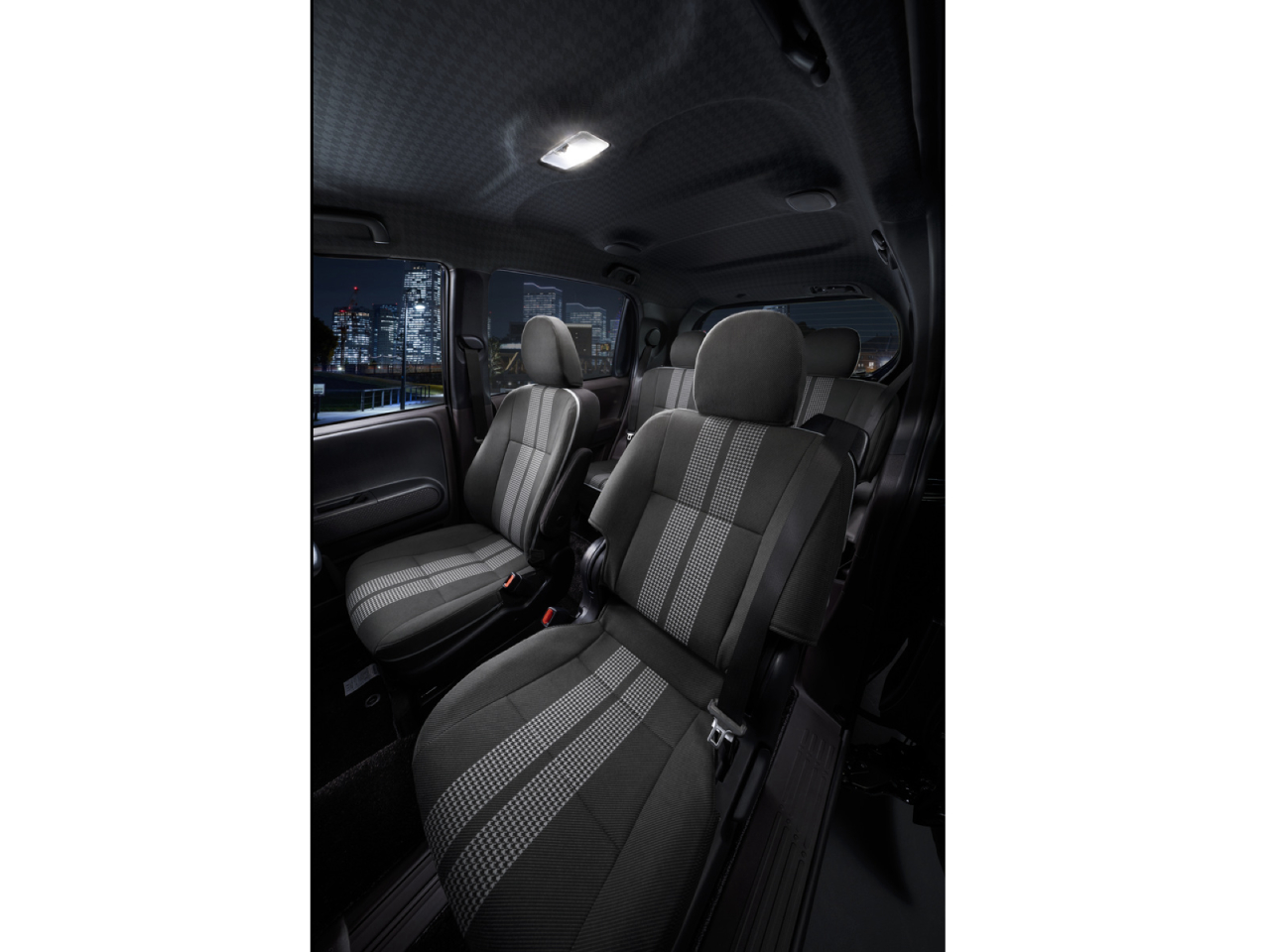 トヨタ スペイド 12年モデル F 価格 性能 装備 オプション 17年12月11日発売 価格 Com