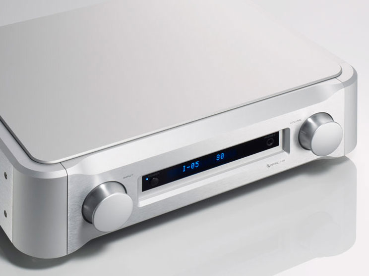 �C���e�O���[�e�b�h�A���v I-05