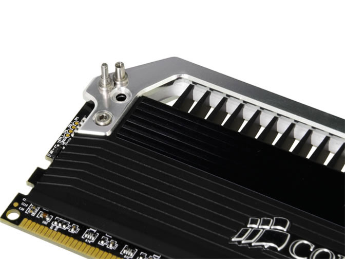 CMD16GX3M4A2400C9 [DDR3 PC3-19200 4GB 4���g]