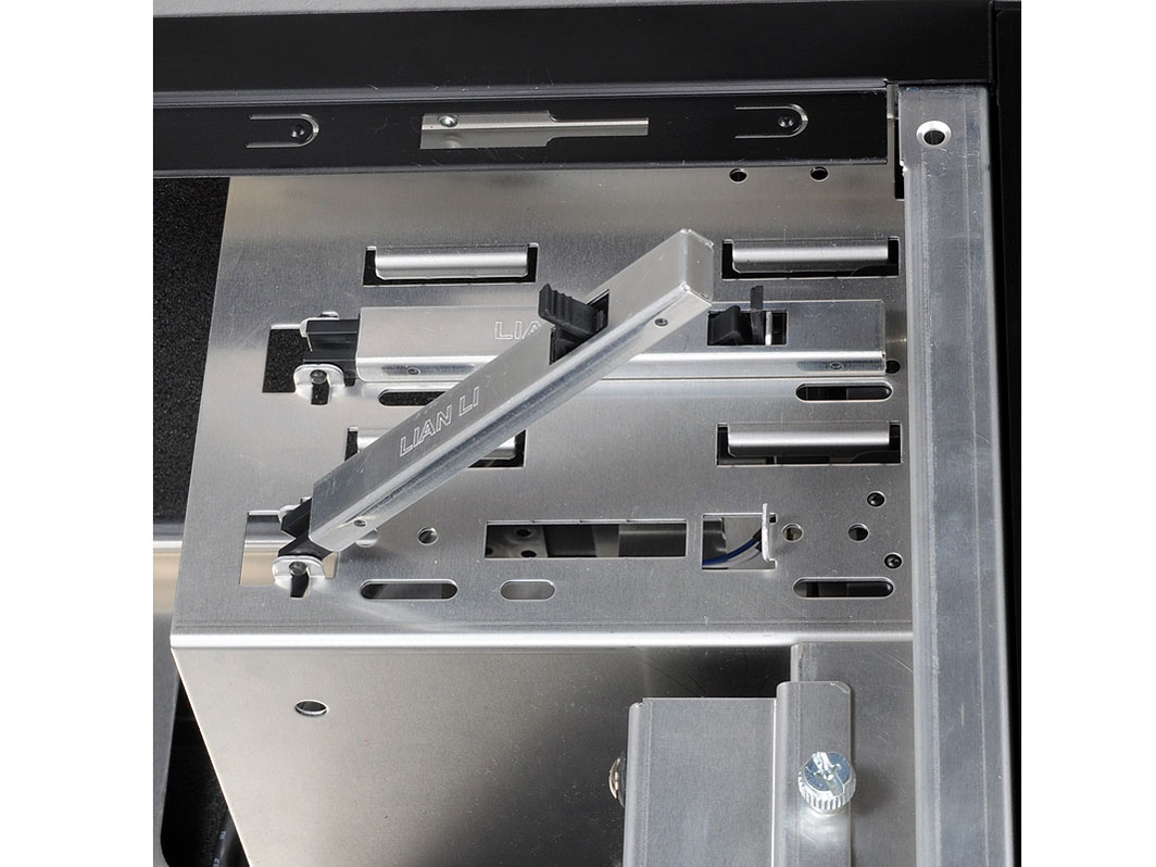 PC-B12B