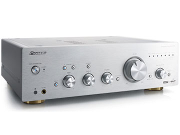 �C���e�O���[�e�b�h�A���v A-70