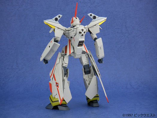��܂ƃ}�N���X�V���[�Y 1/60 ���S�ό` VF-19P �f���]�� �p�g���[�����d�l