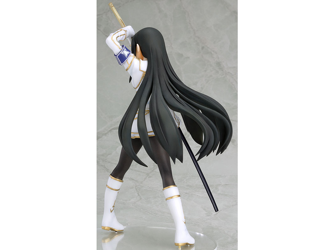 �M���J�O�� -�����B�̐^�e- ����