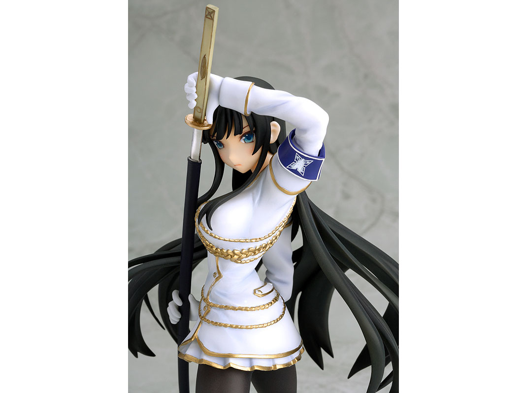 �M���J�O�� -�����B�̐^�e- ����