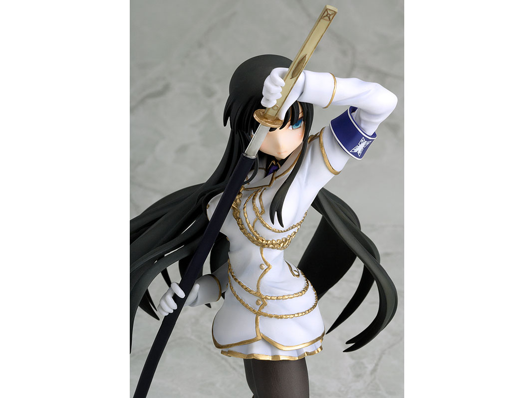 �M���J�O�� -�����B�̐^�e- ����