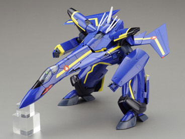 ��܂ƃ}�N���X�V���[�Y 1/60 ���S�ό` VF-19S �G�������h�t�H�[�X�d�l
