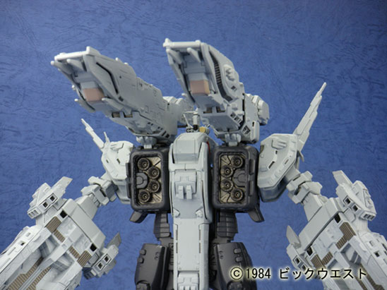 ��܂ƃ}�N���X�V���[�Y 1/3000 ���S�ό` SDF-1 �}�N���X