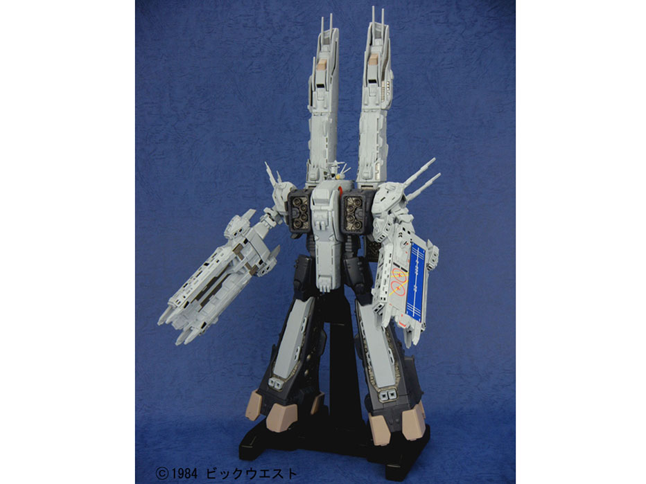 ��܂ƃ}�N���X�V���[�Y 1/3000 ���S�ό` SDF-1 �}�N���X �̐��i�摜