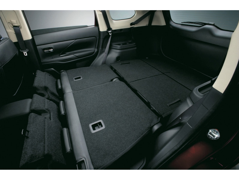 三菱 アウトランダー 2012年モデル 24G Safety Packageの価格・性能・装備・オプション（2017年3月2日発売） 価格.com