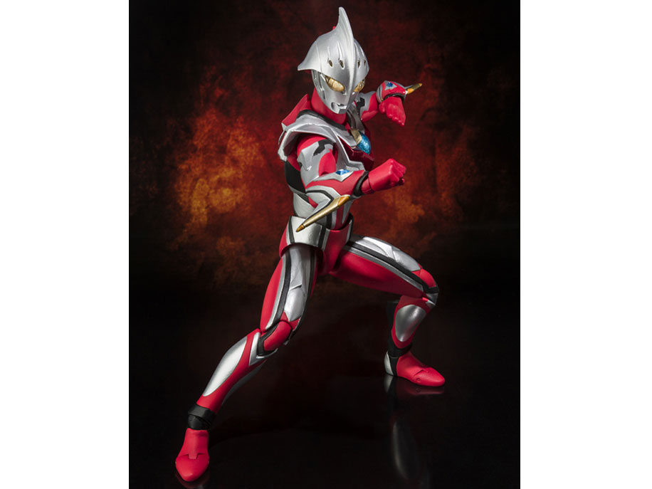 ULTRA-ACT �E���g���}���l�N�T�X �W���l�b�X