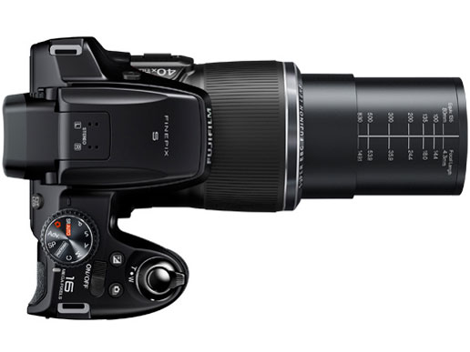 FinePix S8200 [�u���b�N]