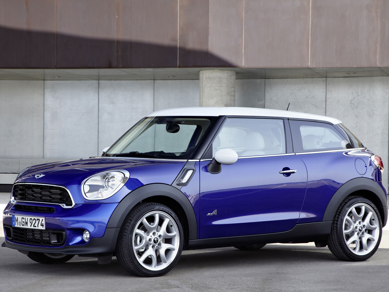 ミニ MINI PACEMAN (ペースマン)の価格・新型情報・グレード諸元 価格.com