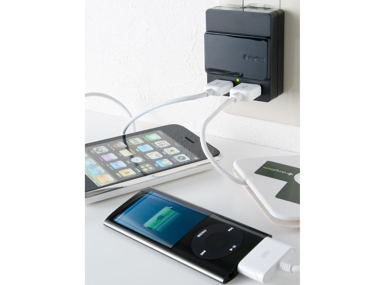Dual USB Charger Slide TR-DUSLIDE-BK [�u���b�N]