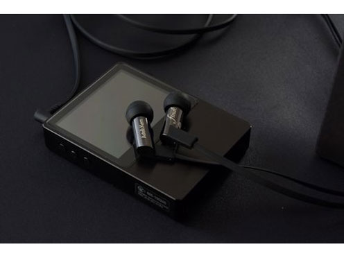 Astell&Kern AK100 FAD�X�y�V�����Z�b�g AK100-FAD-SPSET [32GB]