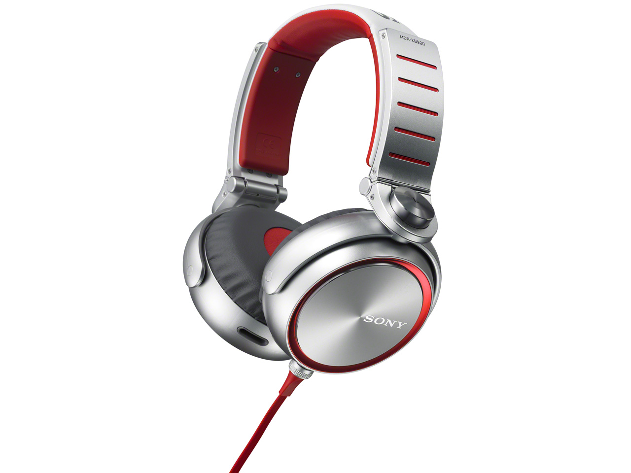 新品未使用　MDR-XB70BT R （レッド） MDR-XB70BT | ヘッドホン | ソニー