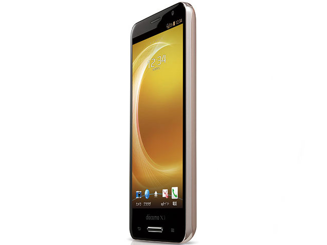 価格.com - 『本体 正面』 ELUGA P P-03E docomo [Gold] の製品画像