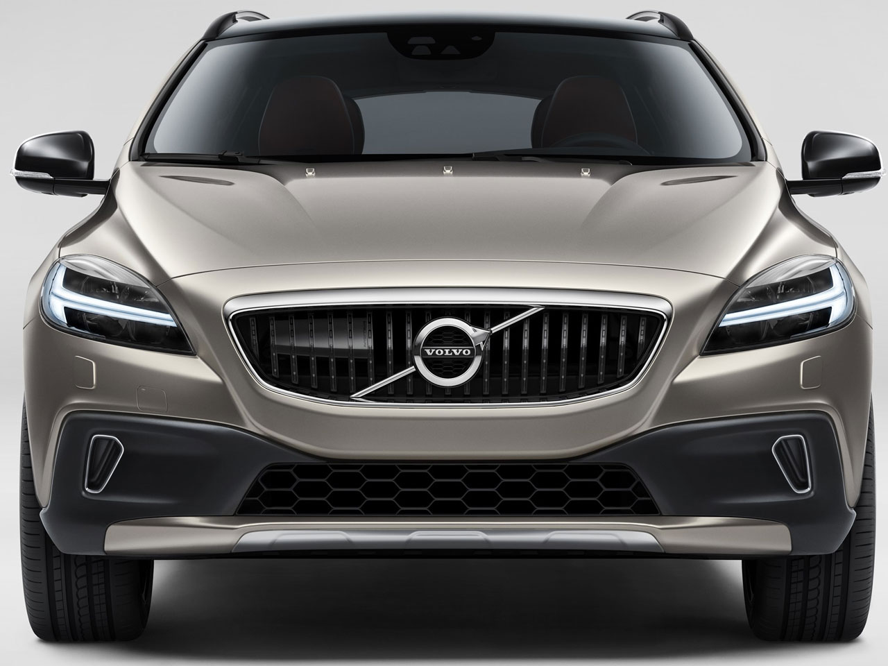 ボルボ V40 クロスカントリー 2013年モデル T4 Nordicの価格・性能・装備・オプション（2014年4月24日発売） 価格.com