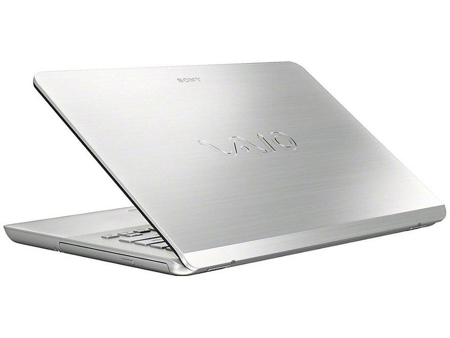 VAIO Fit 14 SVF14A1A1J Core i5/�^�b�`�p�l��/�������[4GB���ڃ��f�� [�V���o�[]
