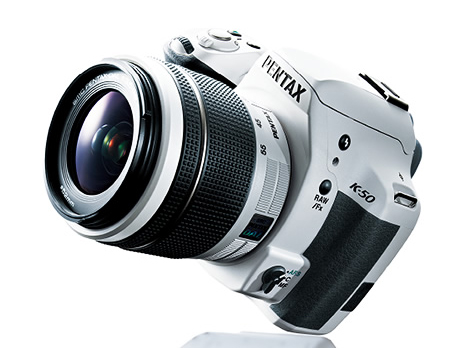 PENTAX K-50 �_�u���Y�[���L�b�g [�z���C�g]