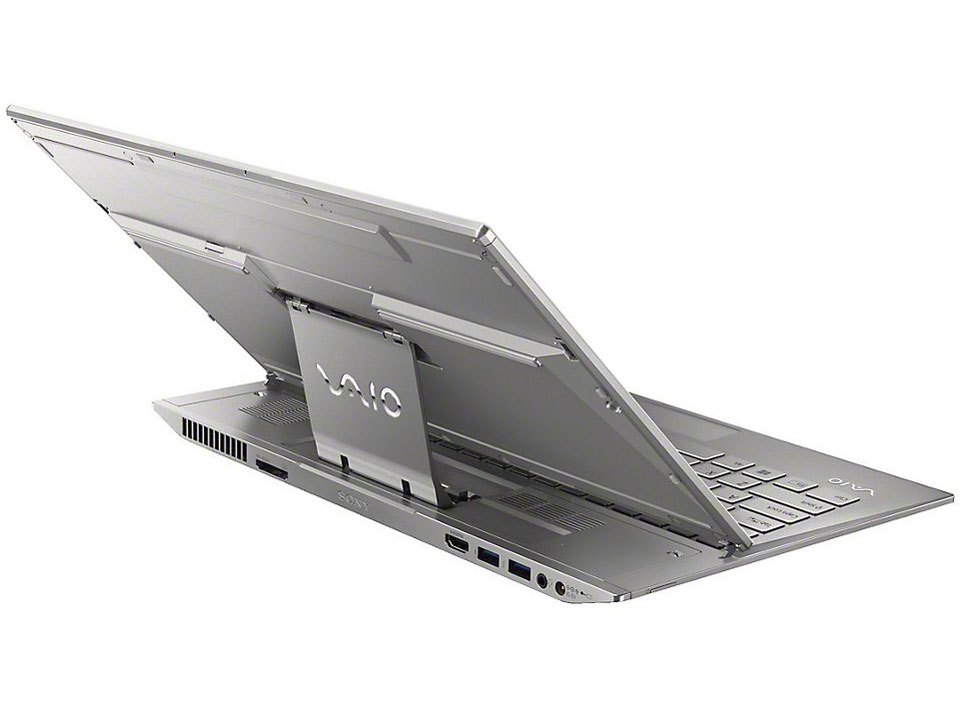 VAIO Duo 13 SVD1321SAJ Windows 8 Pro���ڃ��f��