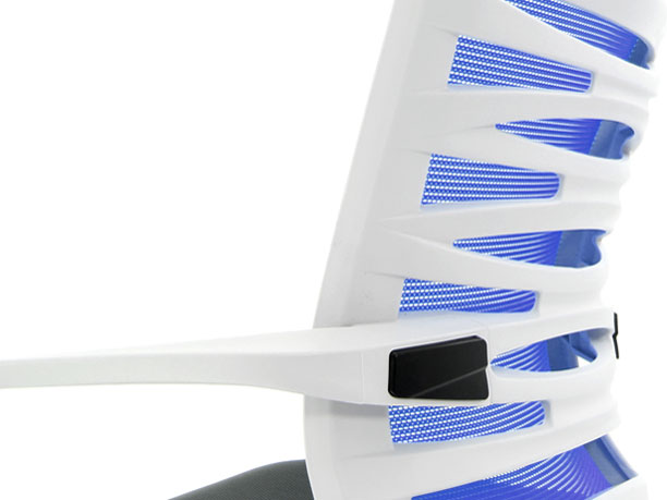 Compact CP-05-BL White Cocoon [�z���C�g×�u���[]