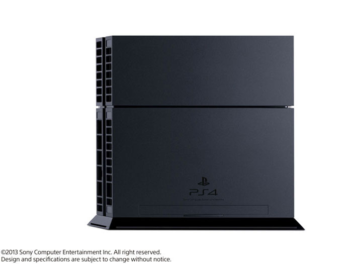 『本体 縦置き 左側面』 プレイステーション4 HDD 500GB First Limited Pack with PlayStation Camera ジェット・ブラック CUHJ-10001 の製品画像