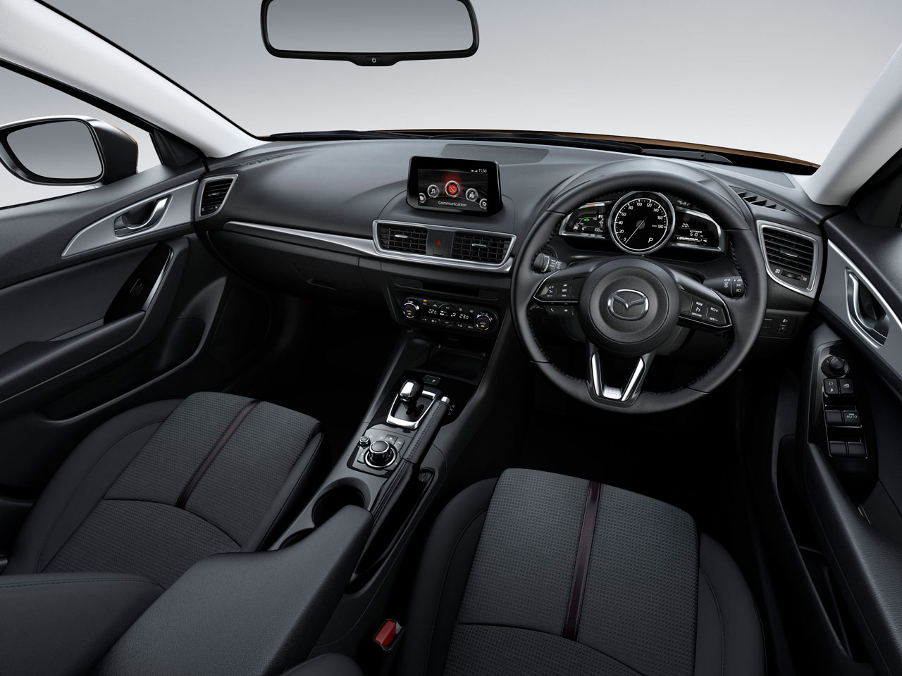 マツダ アクセラセダン 2013年モデル 15XD L Packageの価格