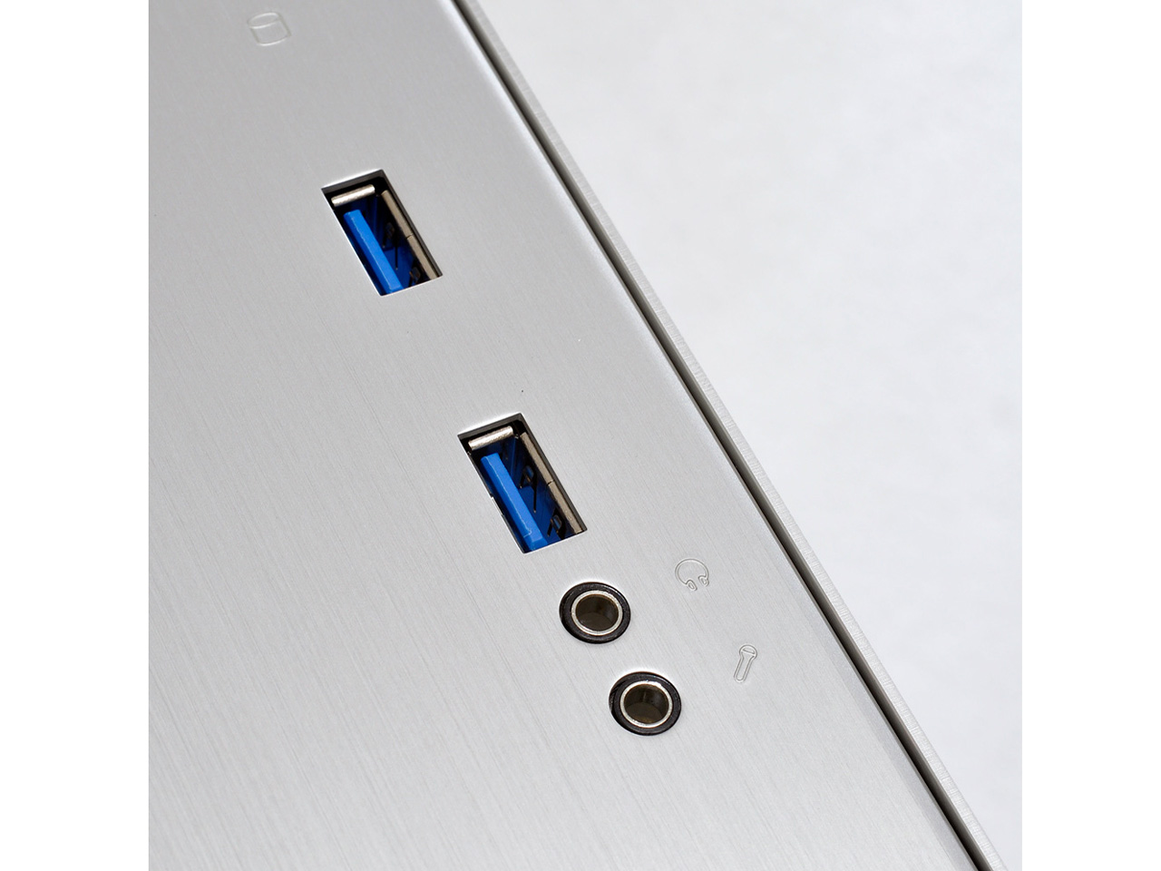 PC-Q33A [�V���o�[]