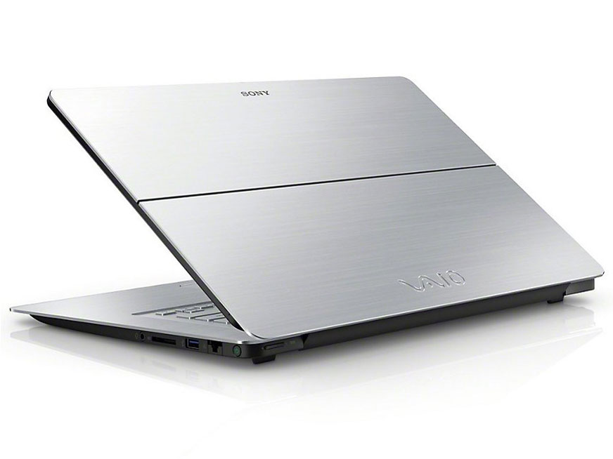 VAIO Fit 15A SVF15N1A1J Core i7���ڃ��f�� [�V���o�[]