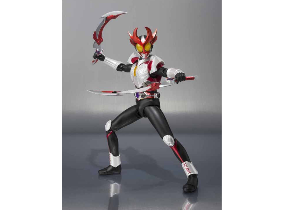 S.H.Figuarts ���ʃ��C�_�[�A�M�g �V���C�j���O�t�H�[��