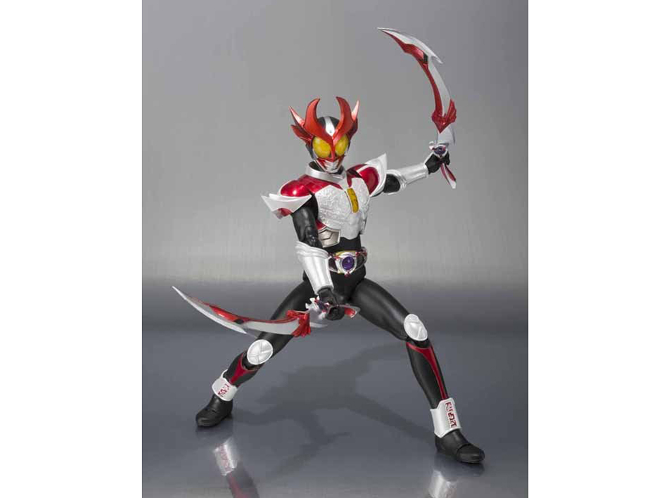 S.H.Figuarts ���ʃ��C�_�[�A�M�g �V���C�j���O�t�H�[��