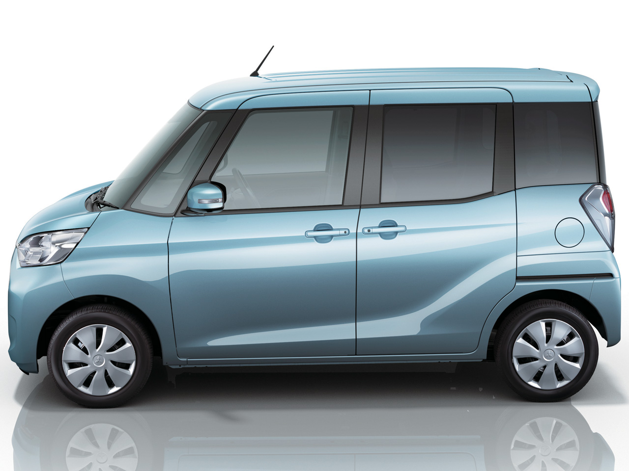 三菱 eKスペース 2014年モデル G e-Assistの価格・性能・装備・オプション（2015年4月23日発売） 価格.com