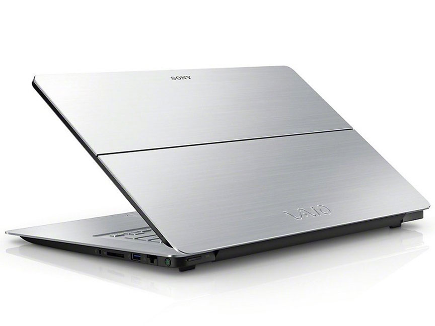 VAIO Fit 15A SVF15N2A1J Core i3/�������[4GB/SSD256GB/Windows 8.1/�^�b�`�p�l���@�\���胂�f�� [�V���o�[]