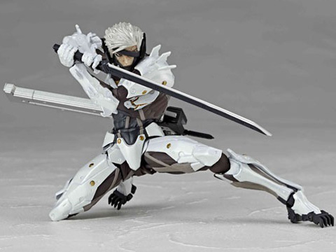 価格 Com アングル5 リボルテックヤマグチ No 140ex メタルギア ライジング リベンジェンス 雷電 ホワイトアーマー の製品画像
