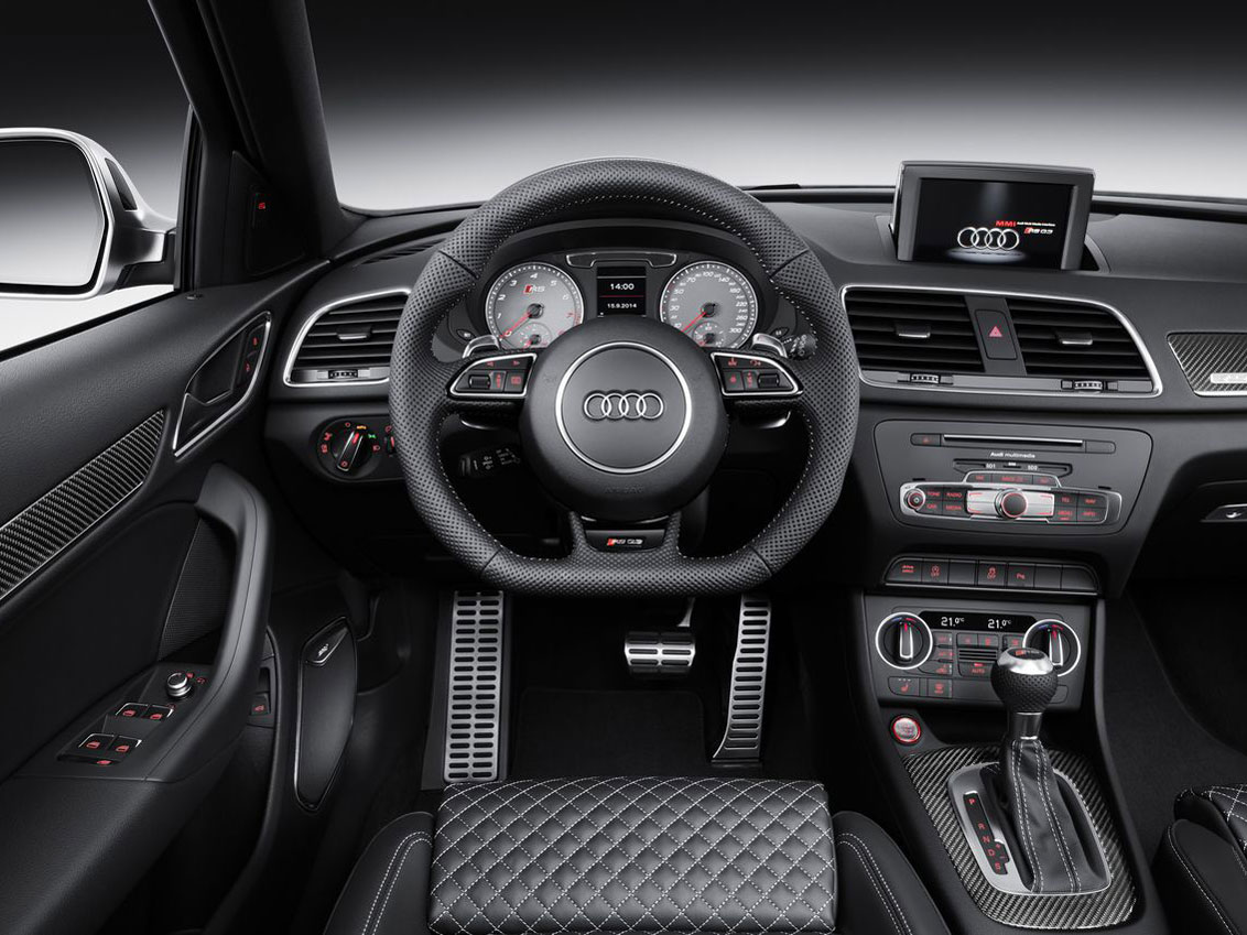 アウディ RS Q3 2014年モデルの価格・グレード一覧 価格.com