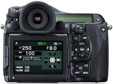 PENTAX 645Z �{�f�B