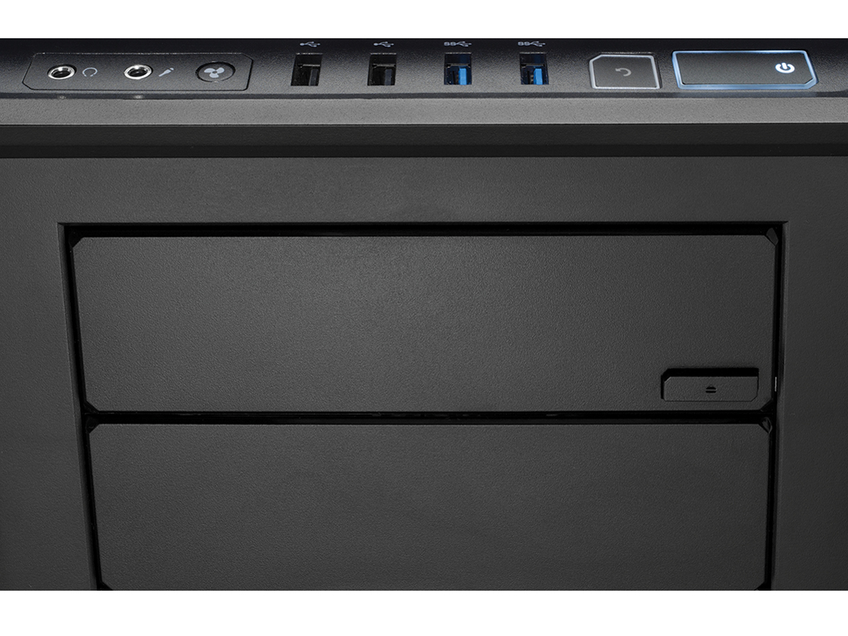 Graphite 760T Black Windowed CC-9011044-WW [�u���b�N]